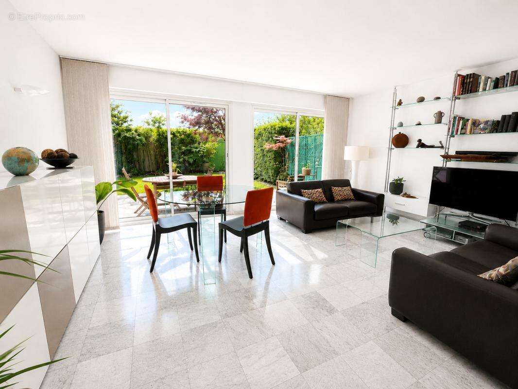 Appartement à NOGENT-SUR-MARNE