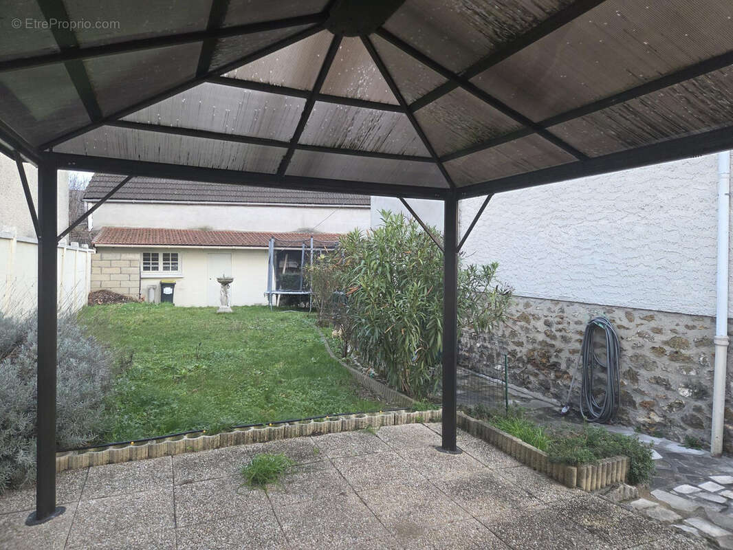 Maison à PIERREFITTE-SUR-SEINE