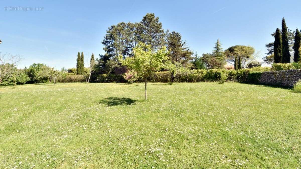Maison de plain-pied avec grand terrain et vue dégagée – Environnement privilégié - photo 12