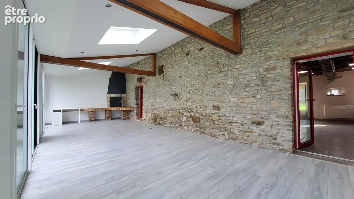 A vendre - charmante longère de caractère 160m2 - 5 pièces - 3 chambres - la couyere - photo 5