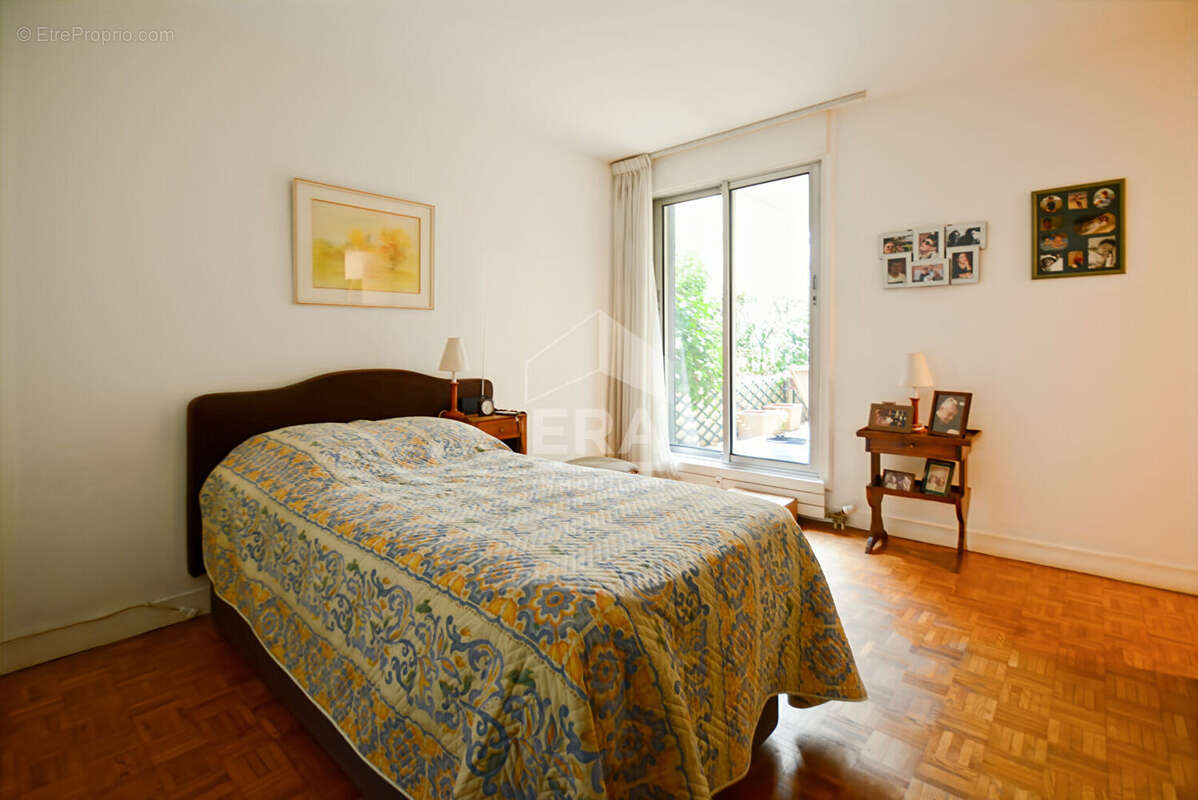 Appartement à ISSY-LES-MOULINEAUX