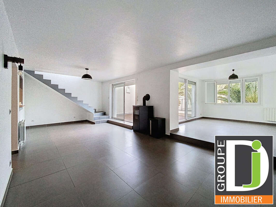 Maison à BOURG-LES-VALENCE