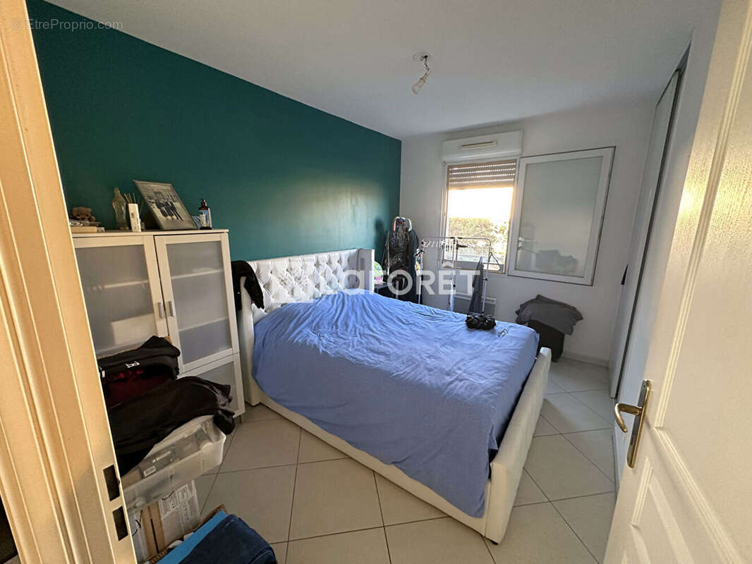 Appartement à SAINT-LAURENT-DU-VAR