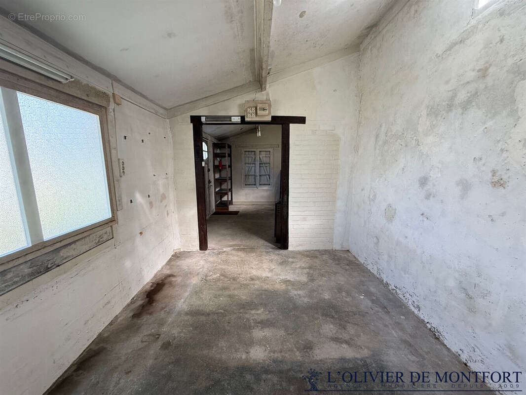 Dépendance à rénover de 2 pièce(s) 23 m² - photo 8
