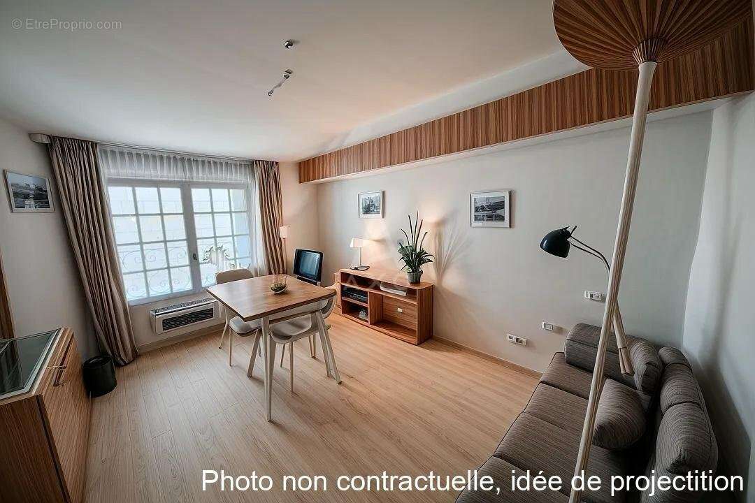 Maison à LE COUDRAY-MACOUARD