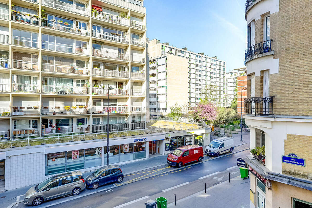 Appartement à PARIS-20E