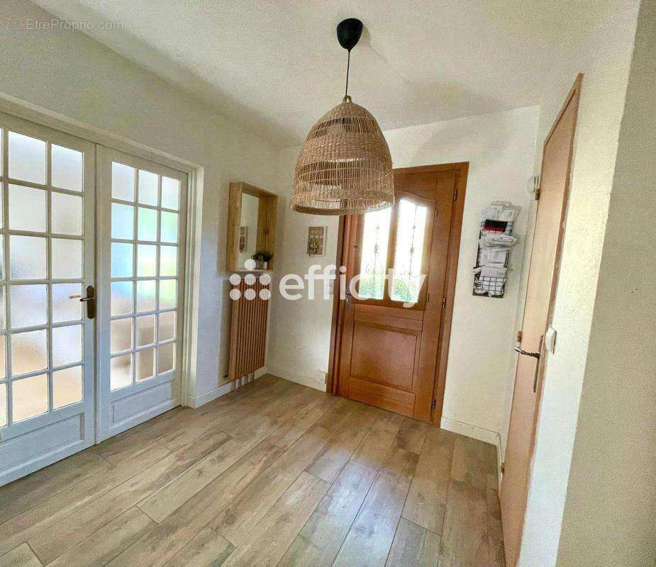 Maison 138 m² à Rambouillet  - photo 4