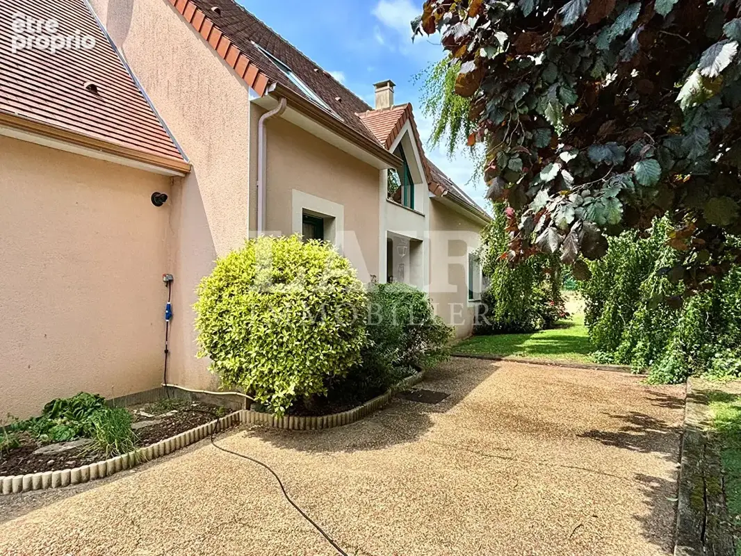 Villa de standing en centre d'Alençon quartier LANCREL- Réf 13856 - photo 13