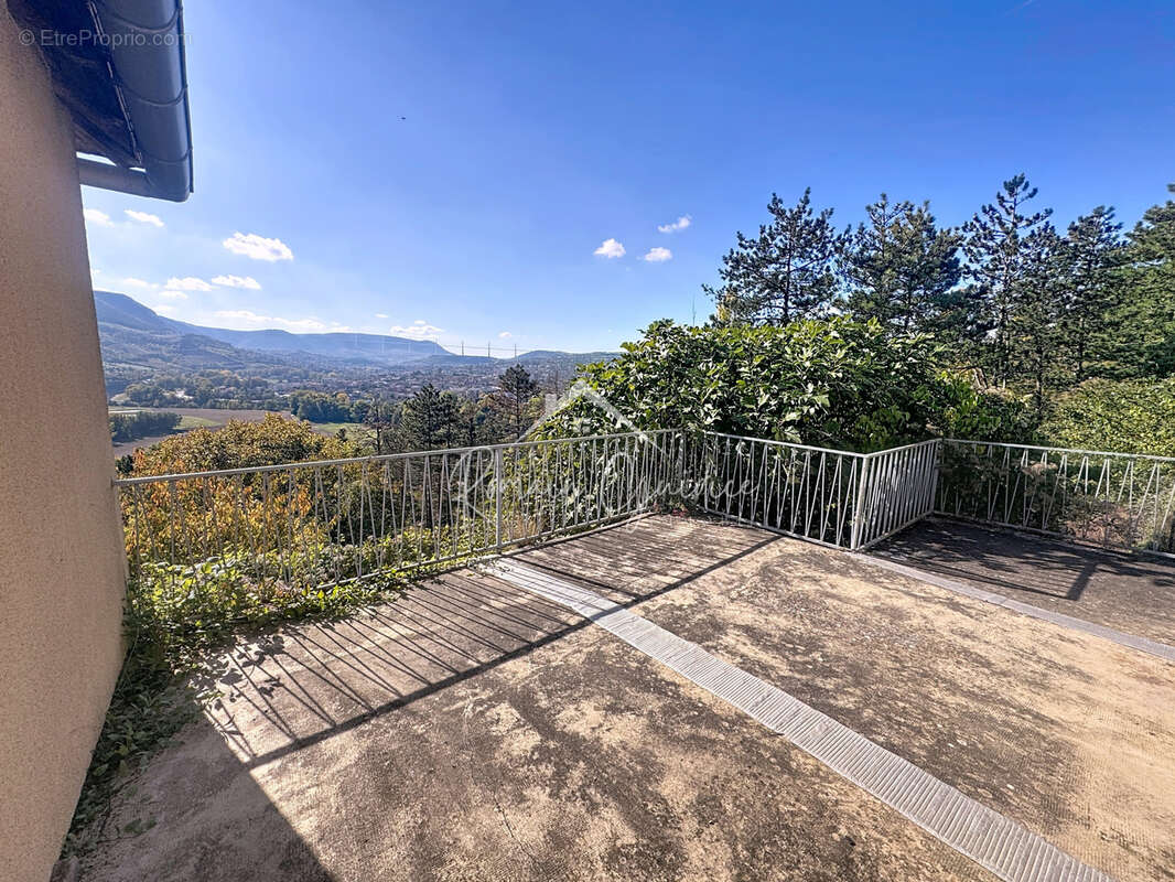 Maison f4 95 m2 sur le causse noir - photo 10