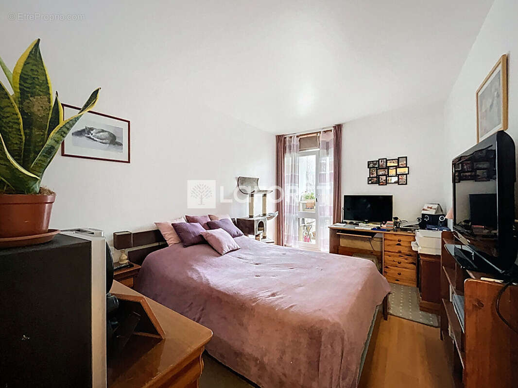 Appartement à SAINT-MICHEL-SUR-ORGE
