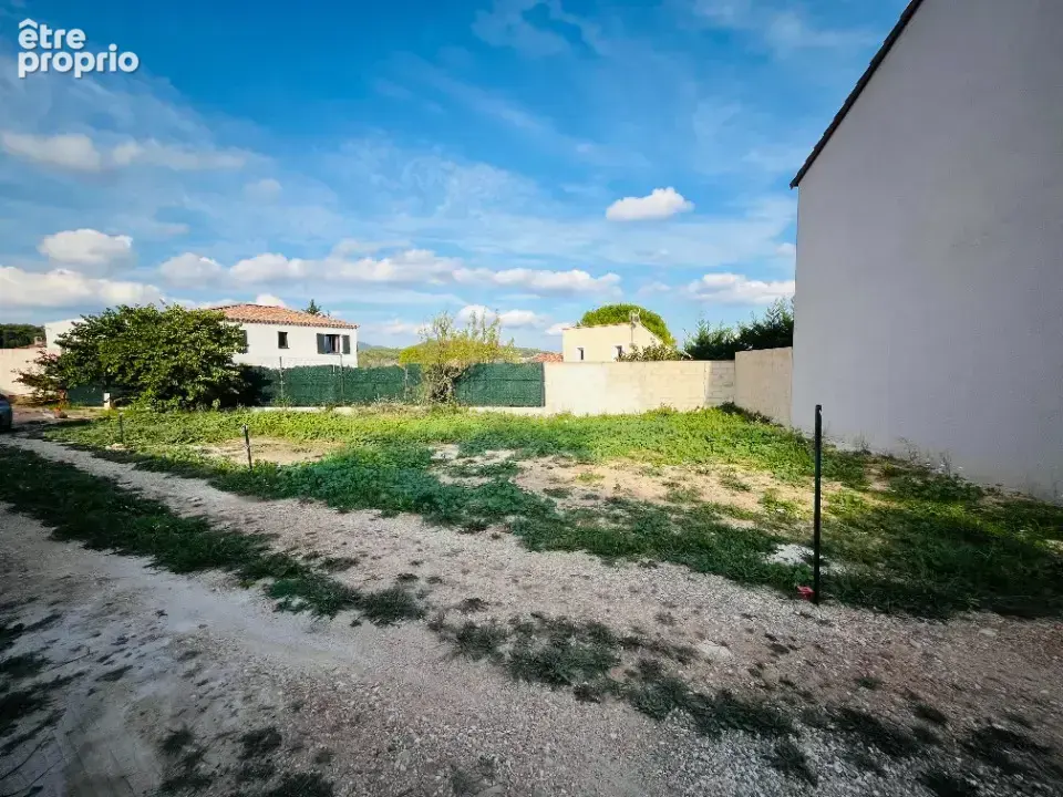 Terrain 196 m² à Cuers  - photo 3