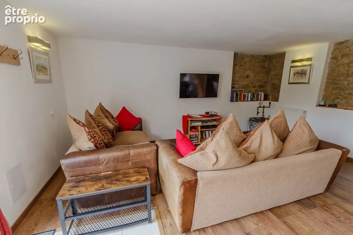 La Manche : Maison et deux gîtes dans un cadre champêtre paisible. - photo 9