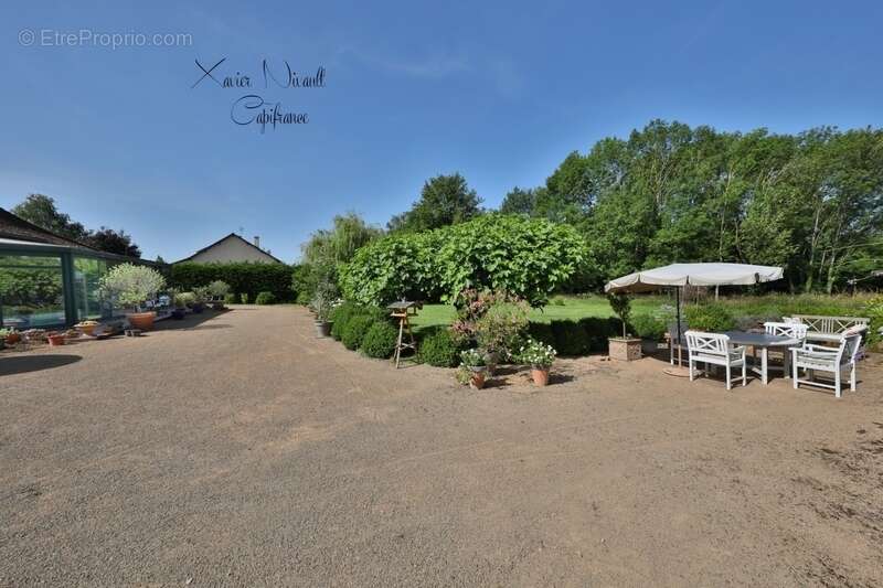 Maison à MONTPONT-EN-BRESSE