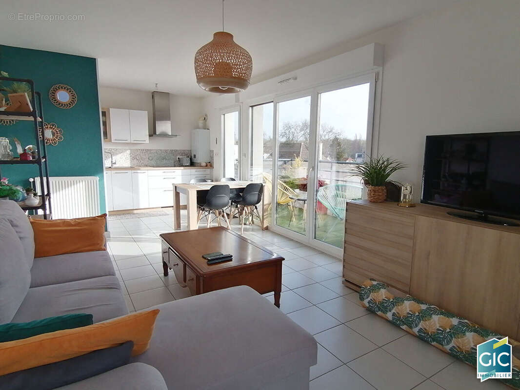 Appartement à MONDEVILLE