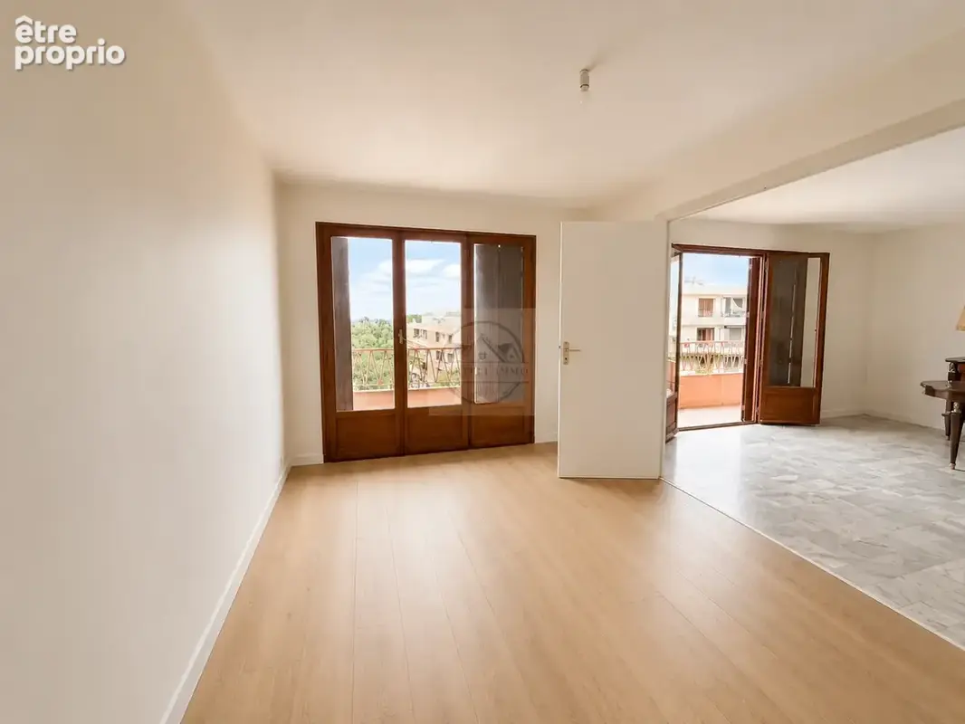 Appartement T4 traversant avec 2 terrasses et cave   Borgo - photo 3