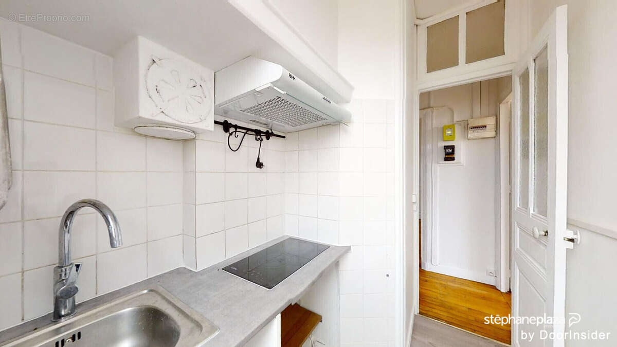 Appartement à LA GARENNE-COLOMBES