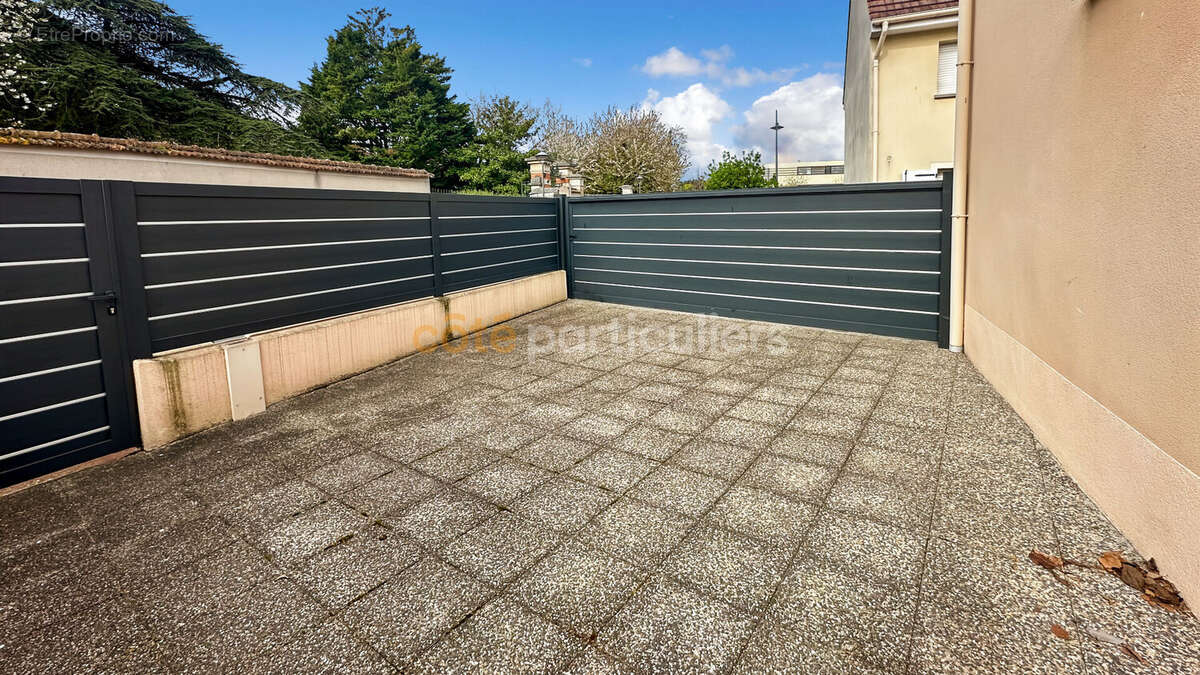 Bel appartement 3 pieces a brie -comte-robert quartier poste/hopital - photo 11