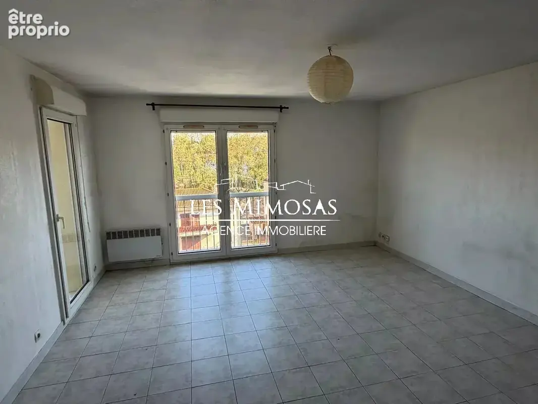 FREJUS, Appartement 2 pièces de 36m² avec loggia, parking et cave - photo 8