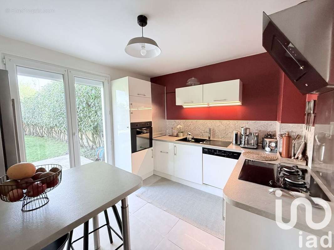 Photo 8 - Maison à SAINT-PIERRE-DU-PERRAY