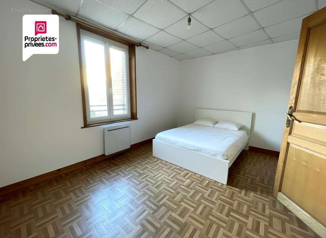 Appartement  NONANCOURT centre ville 2 pièce(s) 42 m2  1er étage 1 chambre 66000 FAI - photo 3