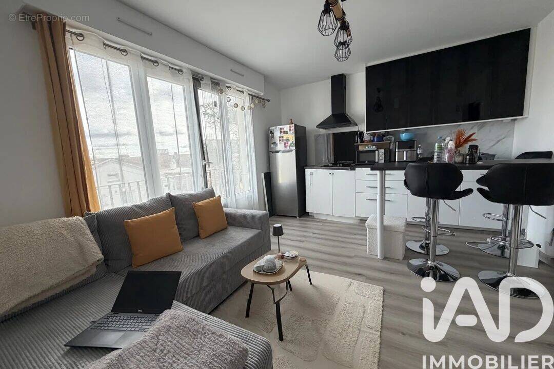 Photo 1 - Appartement à SAVIGNY-SUR-ORGE