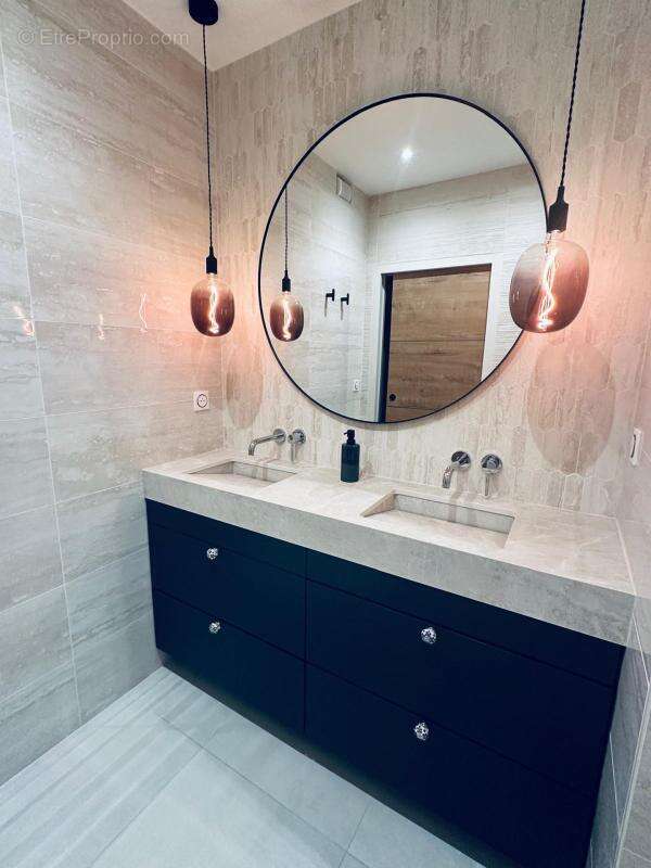 Maison à ETOILE-SUR-RHONE