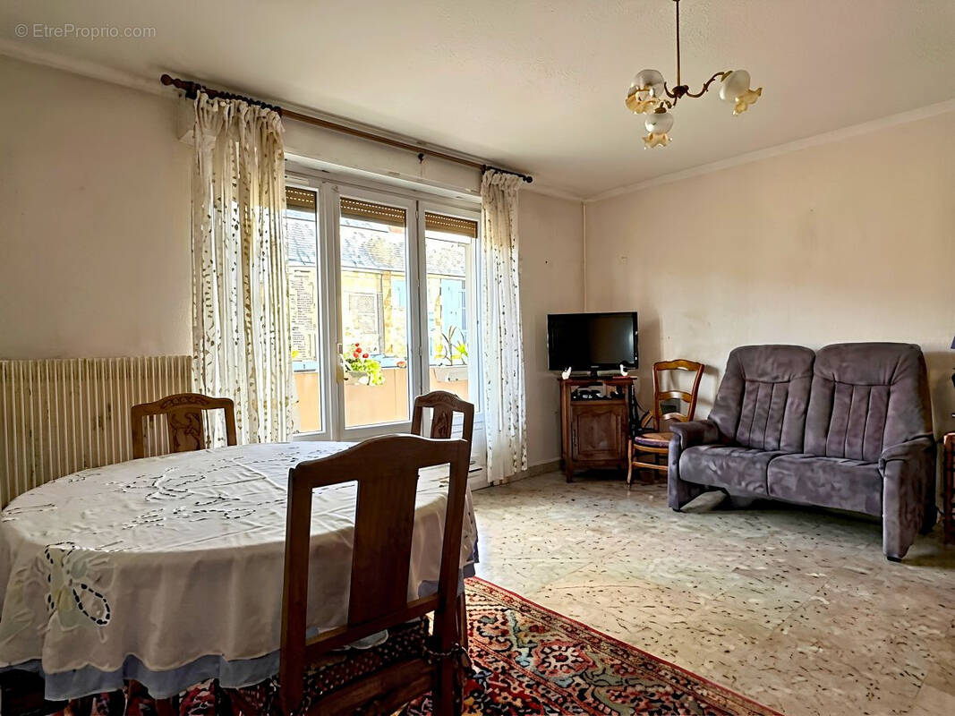 Appartement à COGNAC