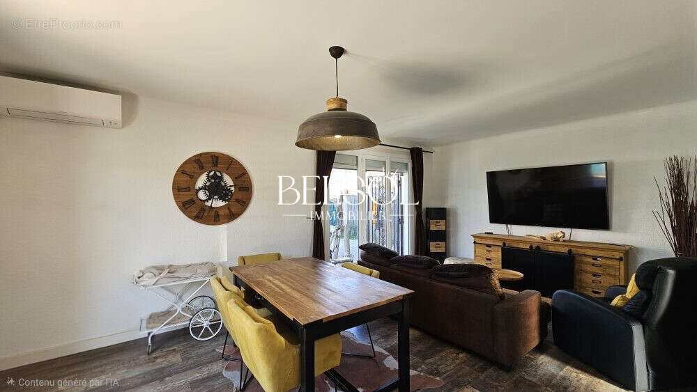 Maison 94 m² à Saint-Cyprien  - photo 8