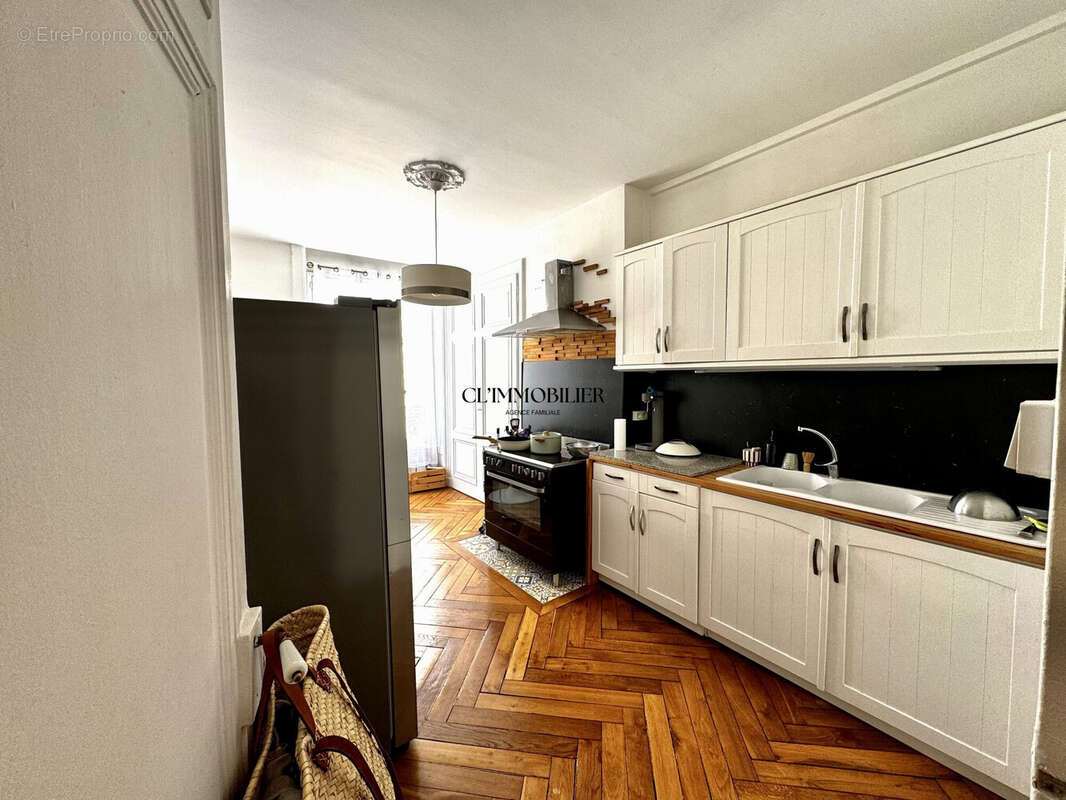 Appartement à SAINT-ETIENNE
