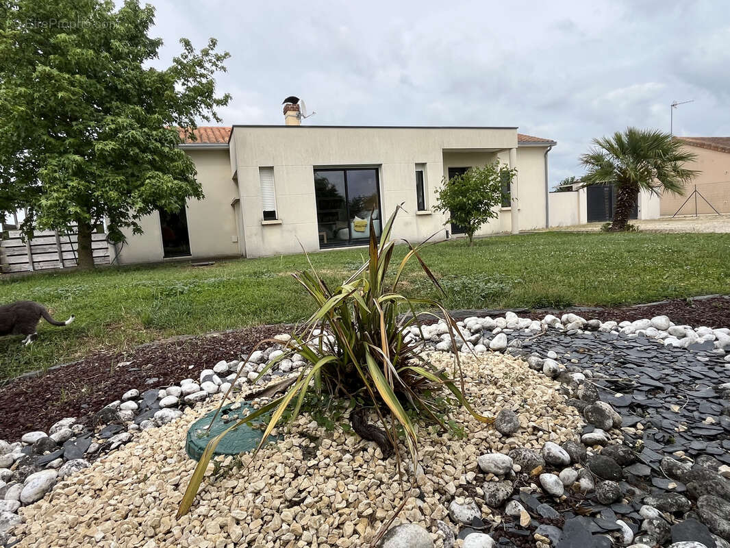 Maison à CERSAY