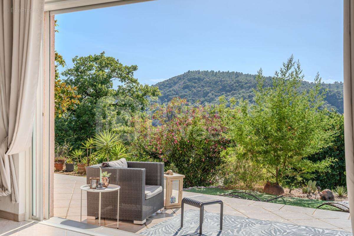 Villa 182m²  - 4 pièces - 3 chambres - terrain 1 500 m² - photo 16