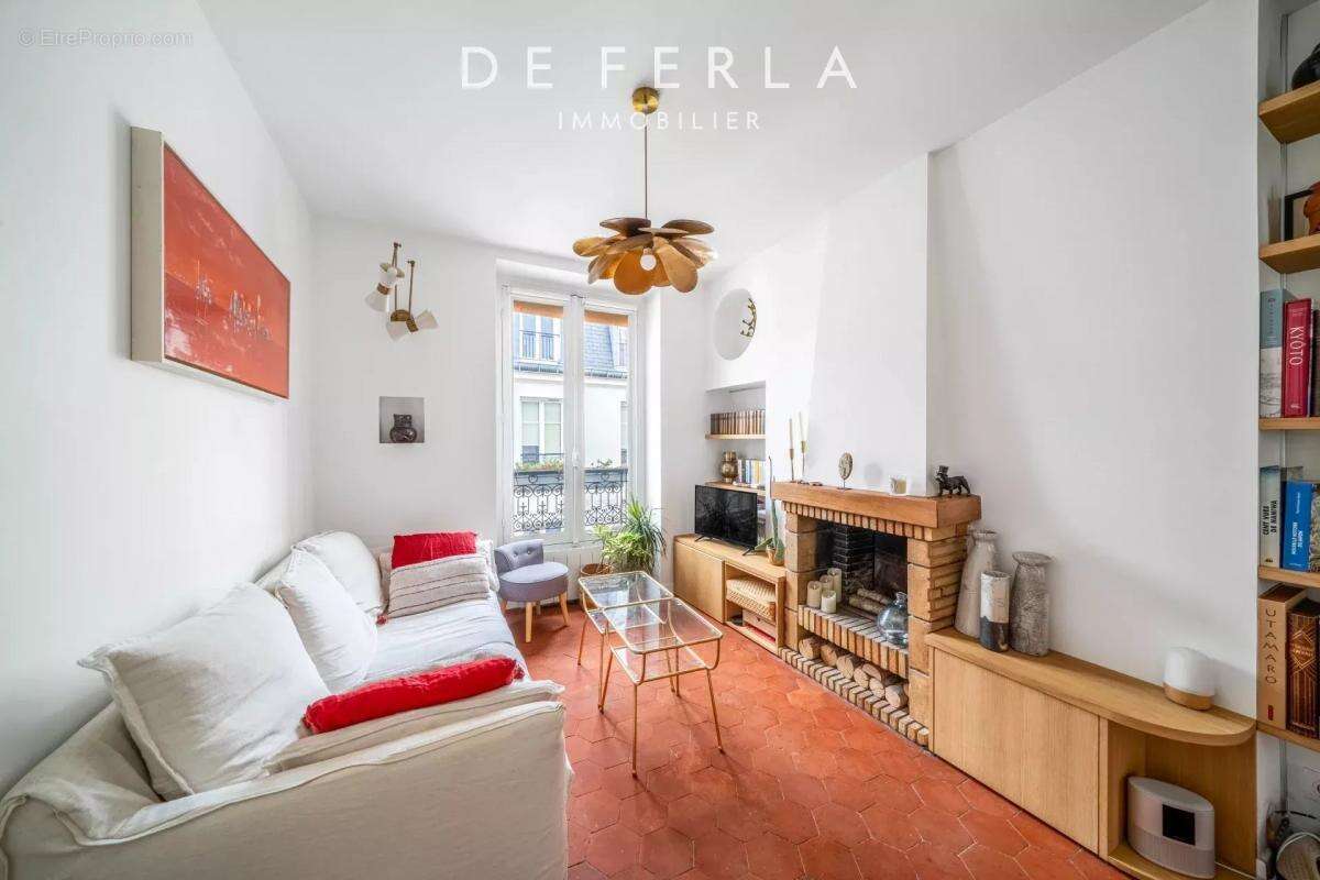 Appartement à PARIS-15E