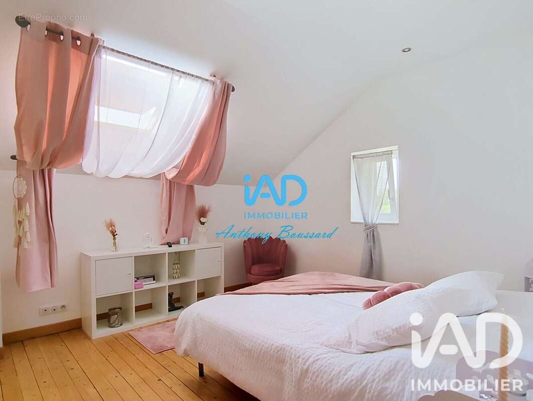 Maison 119 m² à Fontenay-Tresigny  - photo 8