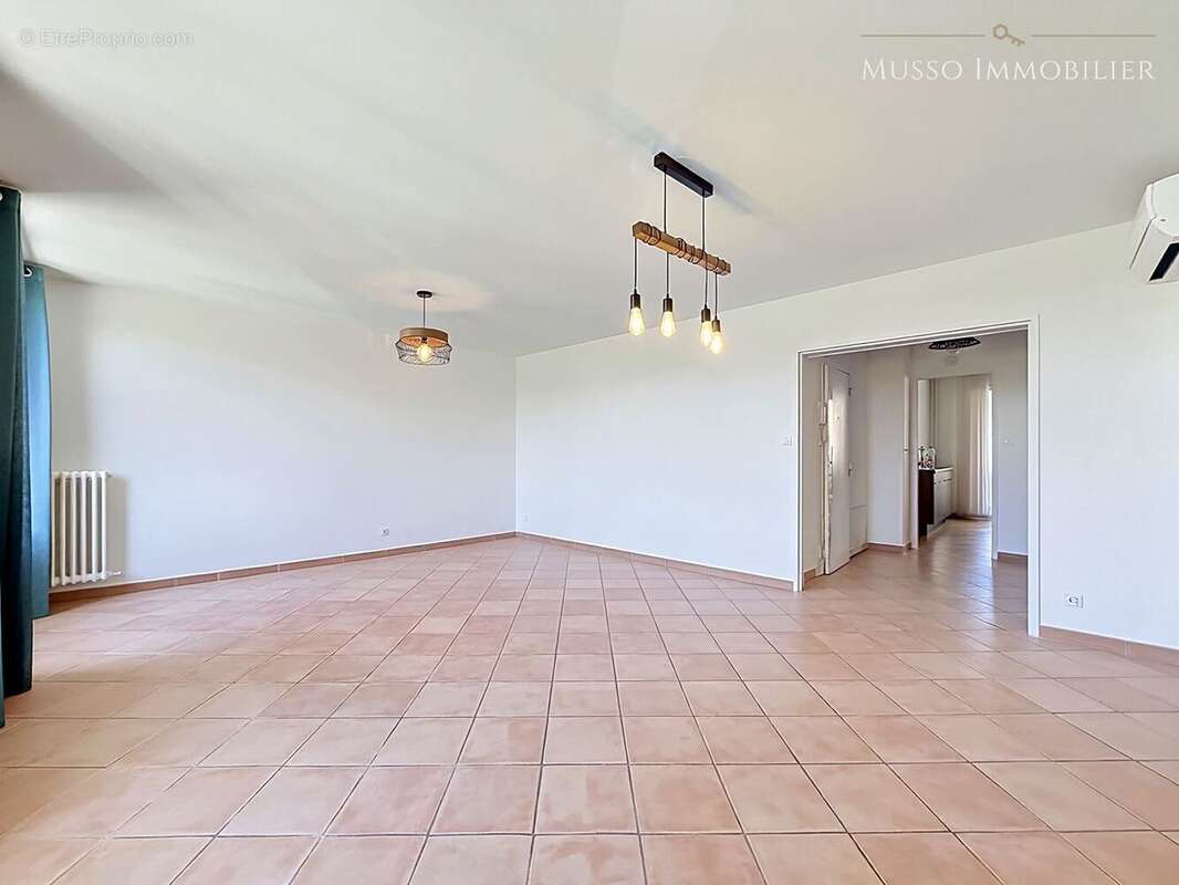 Appartement à MARSEILLE-10E