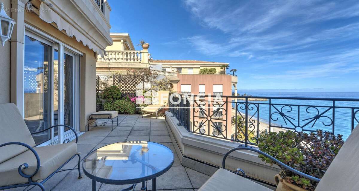 Appartement à MENTON