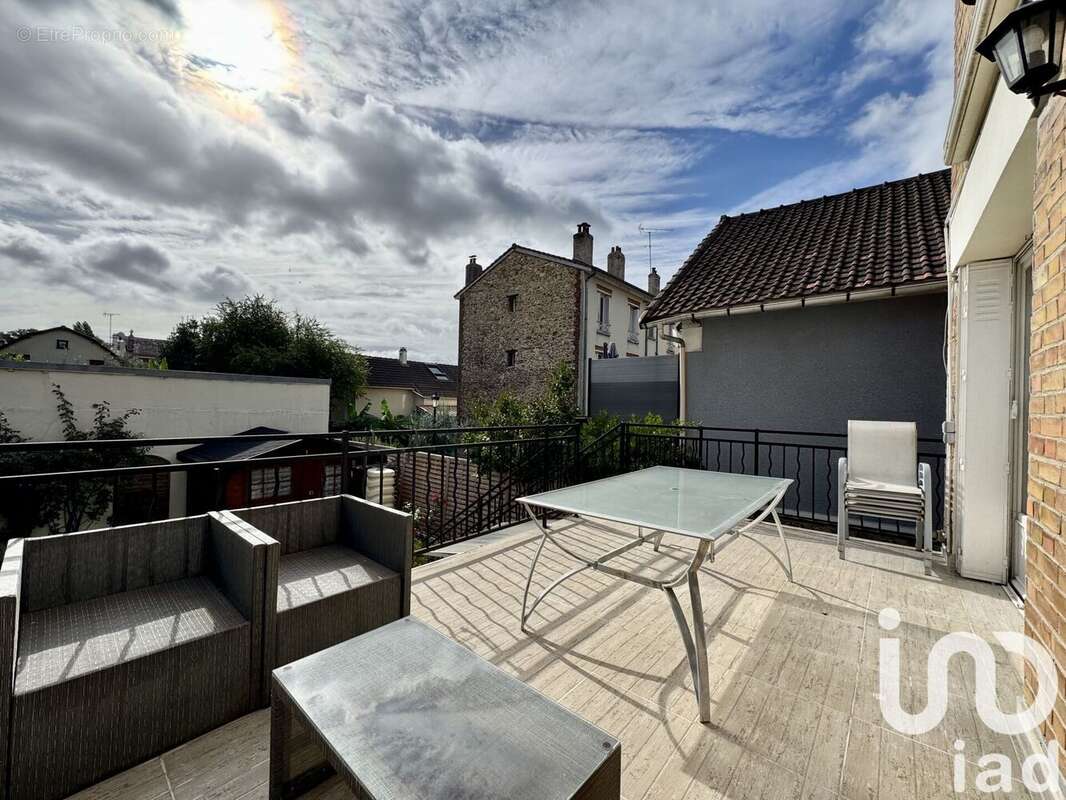 Photo 2 - Maison à LES PAVILLONS-SOUS-BOIS