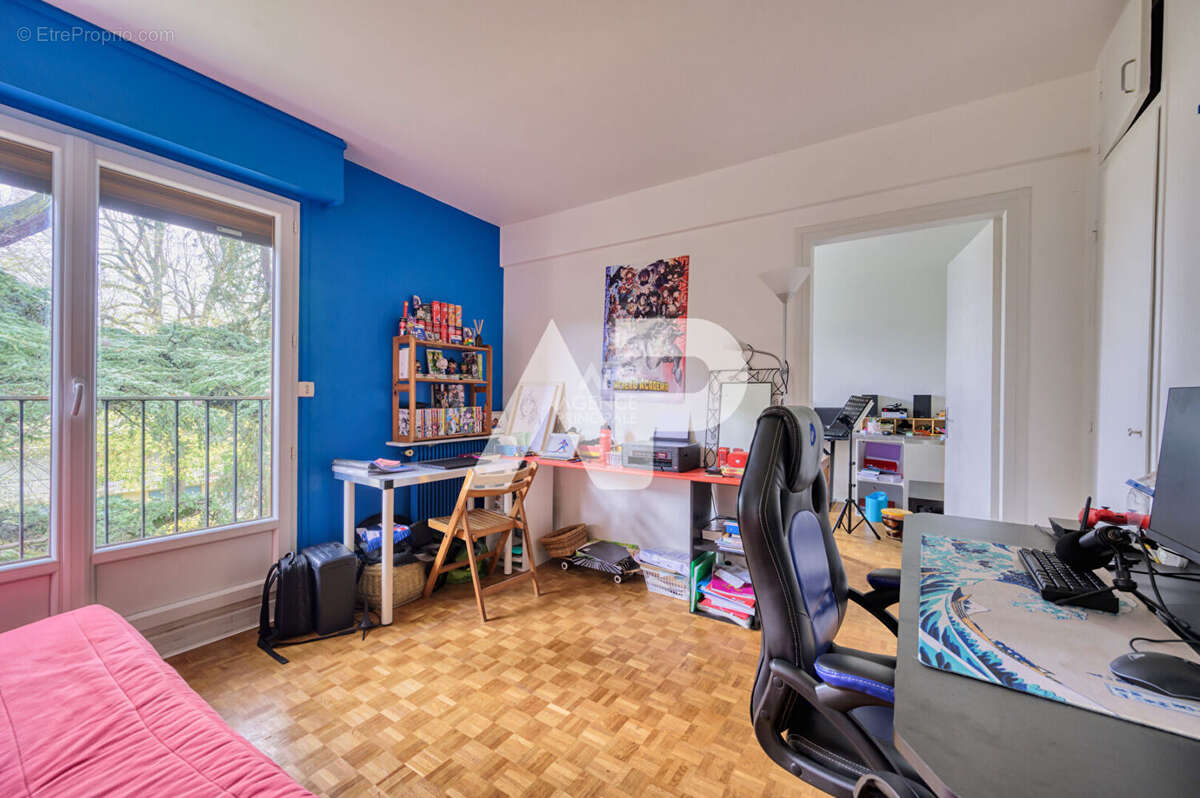 Appartement à CHAVILLE