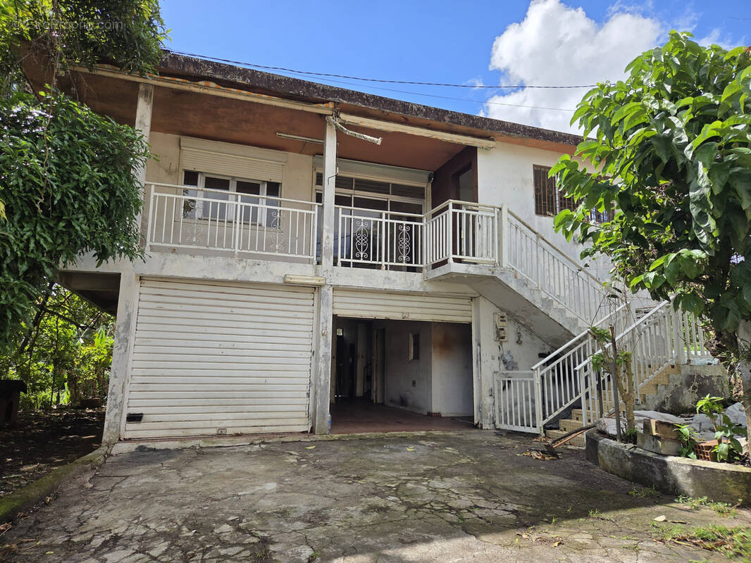 Maison à SAINT-JOSEPH