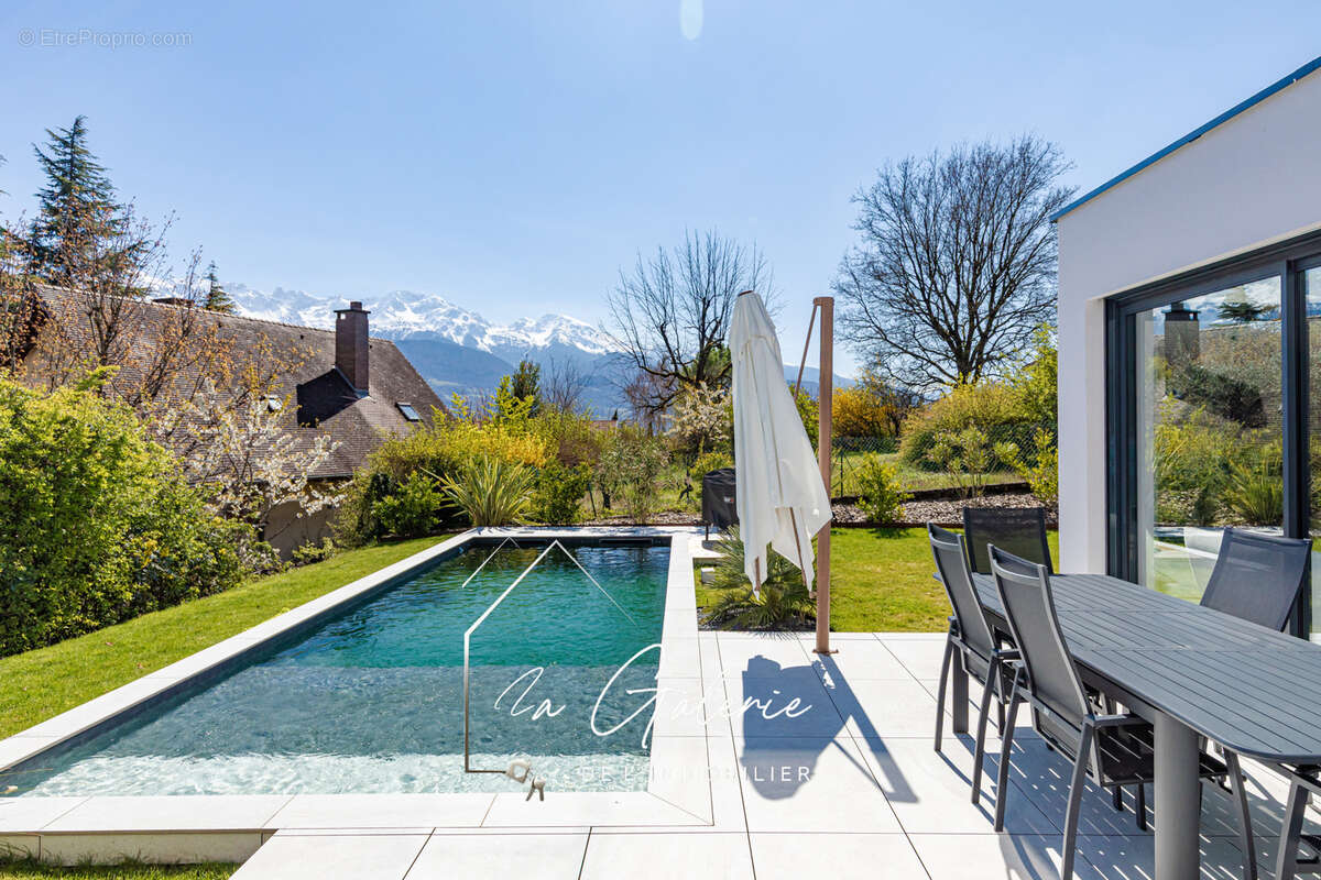 Maison à BERNIN