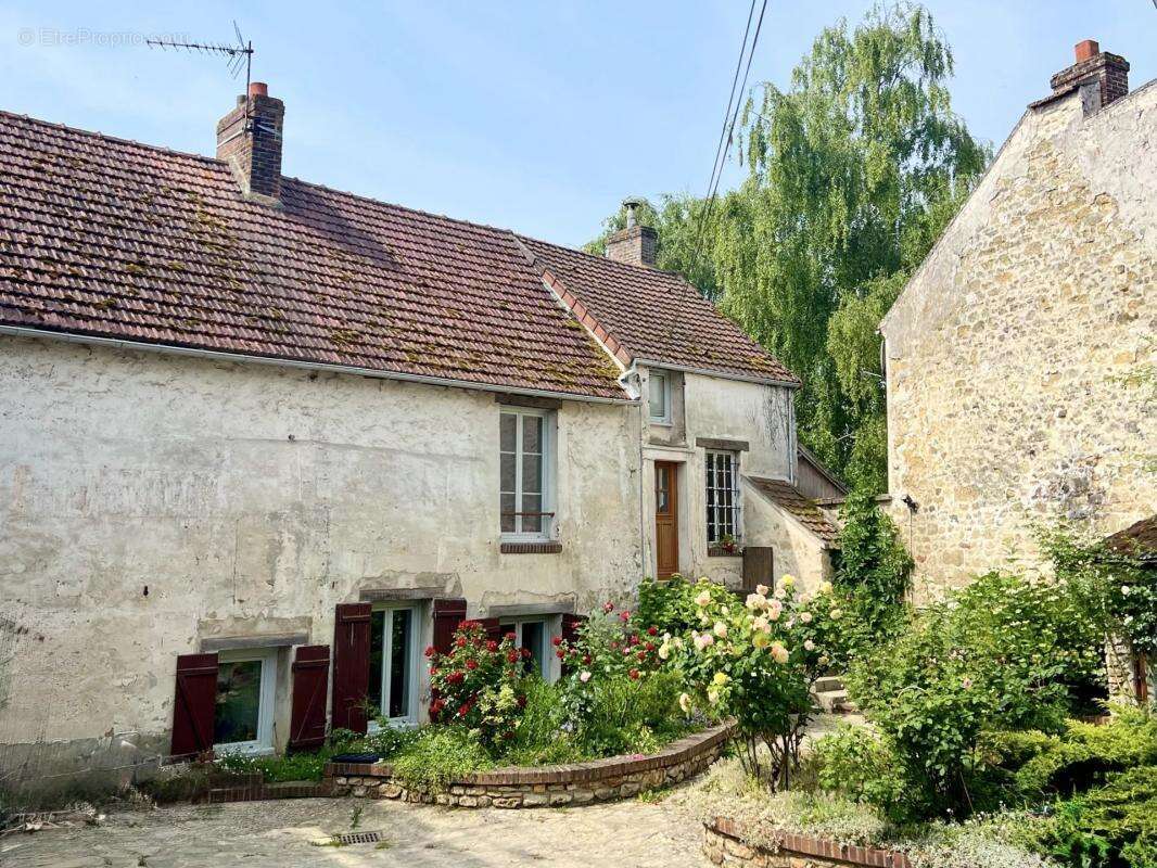 Maison à MONTGEROULT