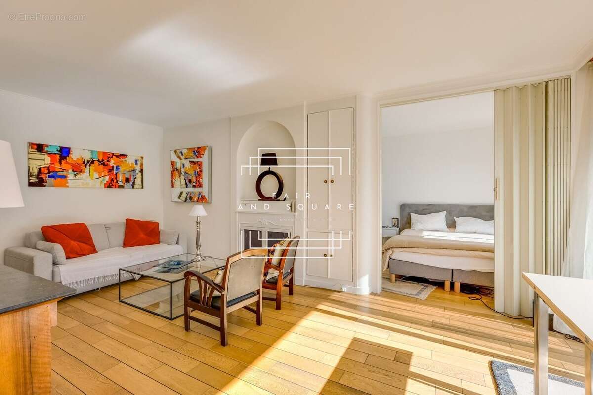 Appartement à NEUILLY-SUR-SEINE