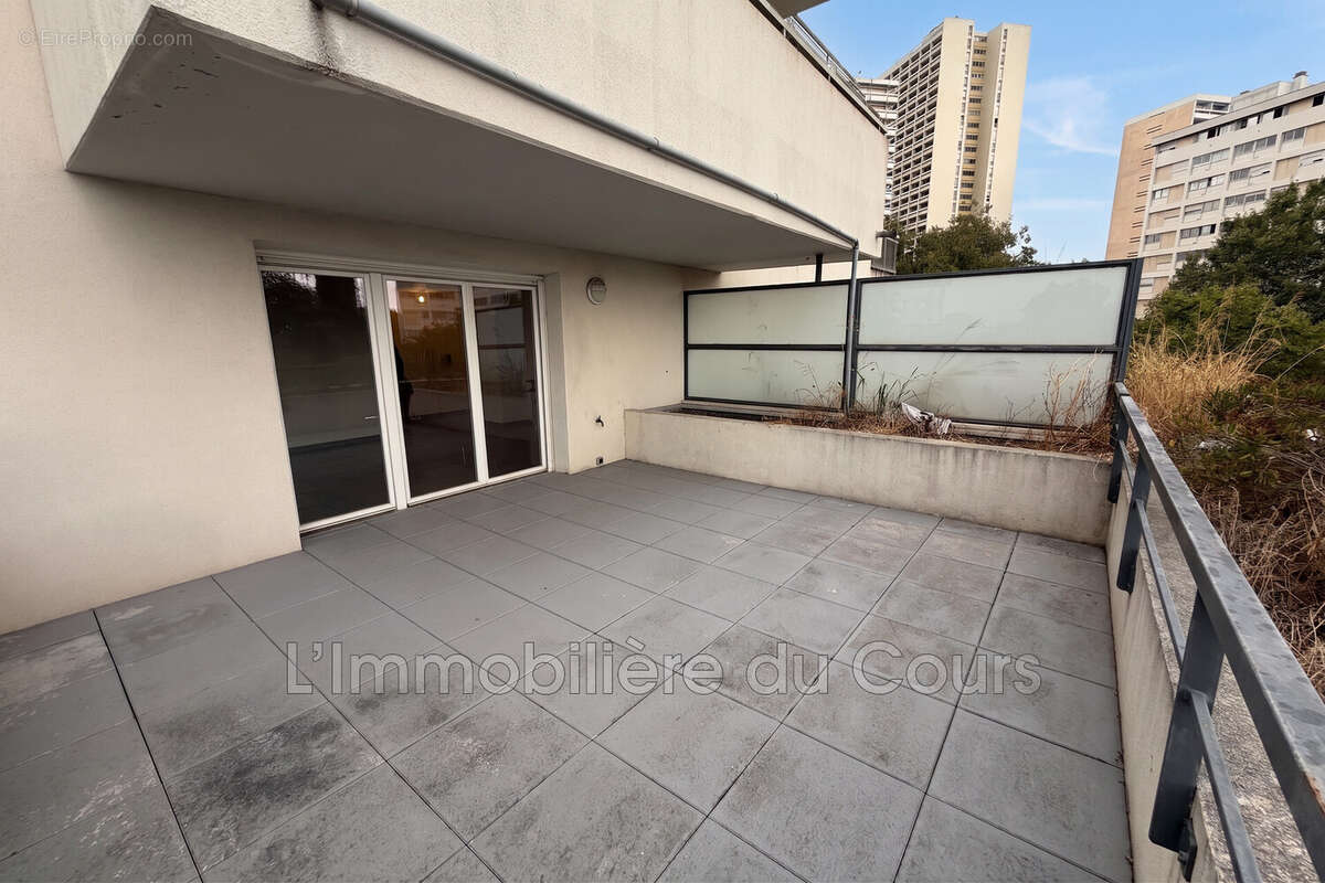 Appartement 62 m² à Marseille-9e  - photo 5