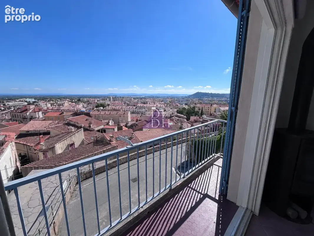 Maison de ville de caractère au cœur du centre historique médiéval HYERES, avec vue panoramique exceptionnelle - photo 2