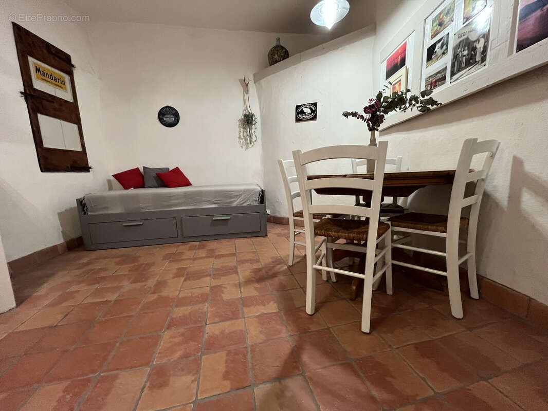 Maison à THEZAN-DES-CORBIERES