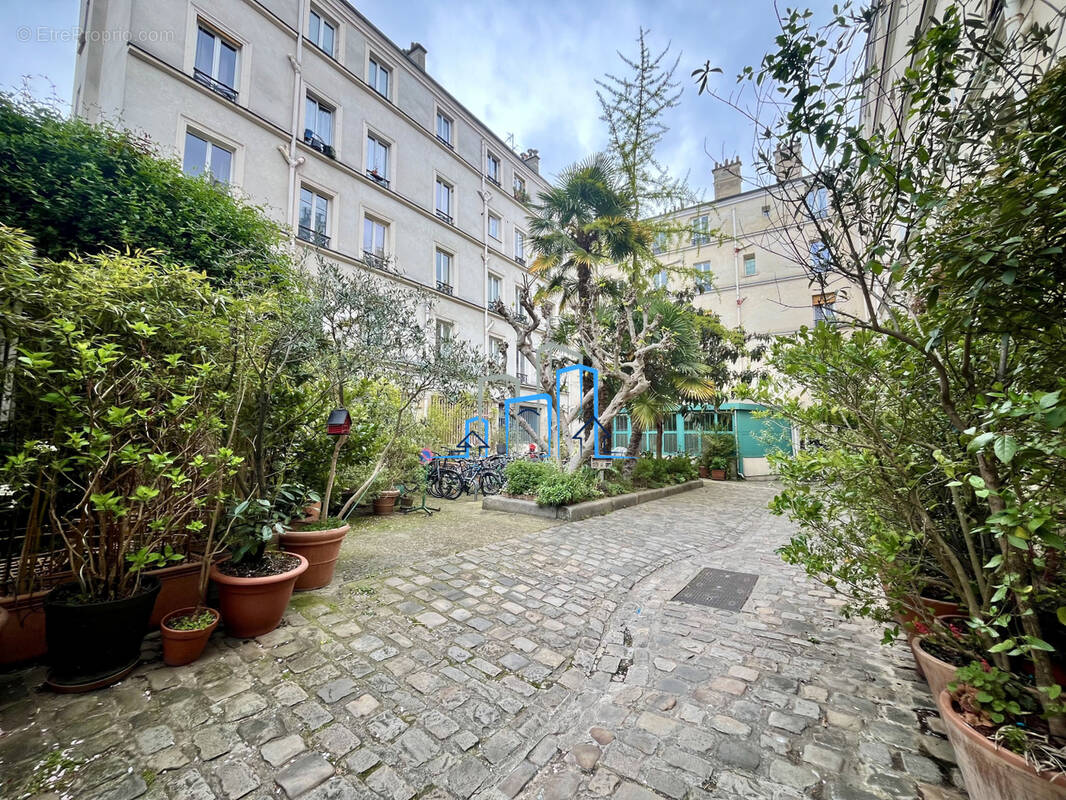 Appartement à PARIS-11E