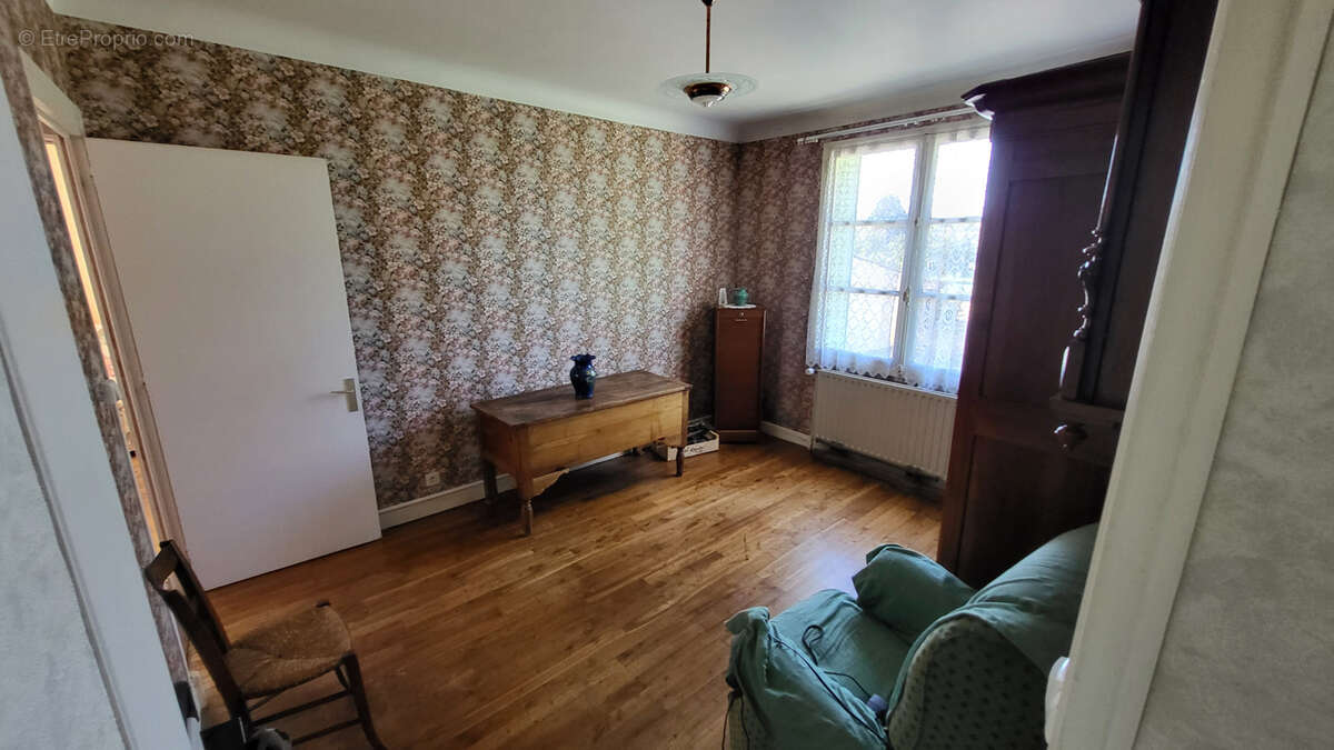 Maison à CEAUX-EN-COUHE