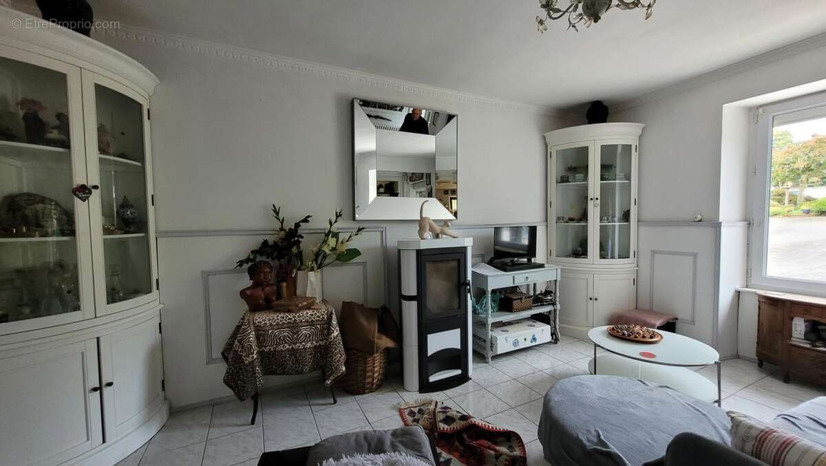 Maison à CORLAY