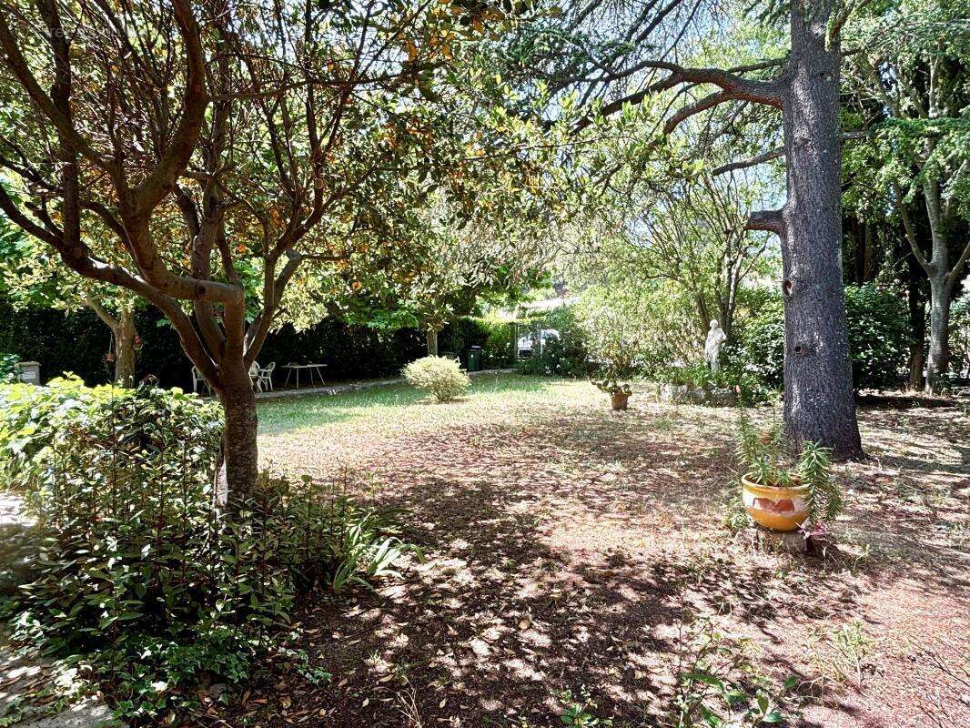 Maison à CARNOUX-EN-PROVENCE