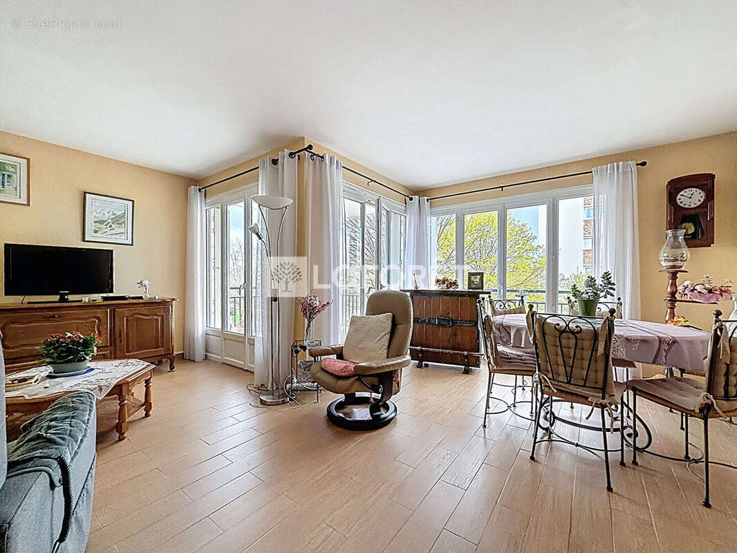 Appartement à MAUREPAS