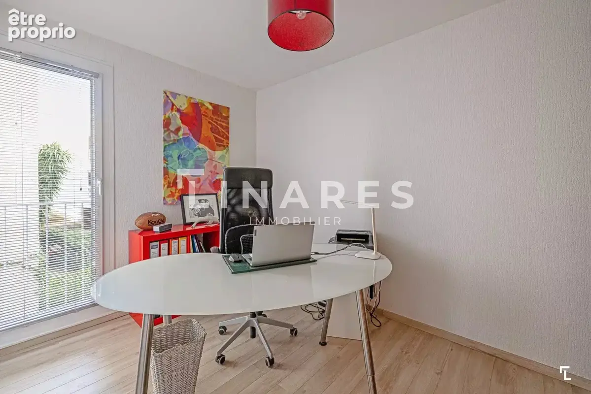 PLEIN CAP - Appartement T5 de 93 m2 - Terrasse  - Stationnement - Vue Cap Canaille et mer - 13260 CASSIS - photo 15